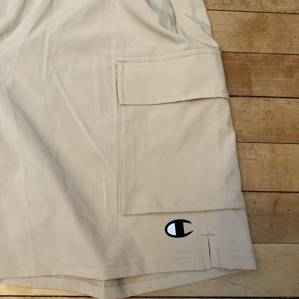 Champion Shorts Men’s Size Large Western Beige Cargo Zip Pocket Drawstring Elast - Picture 2 of 8